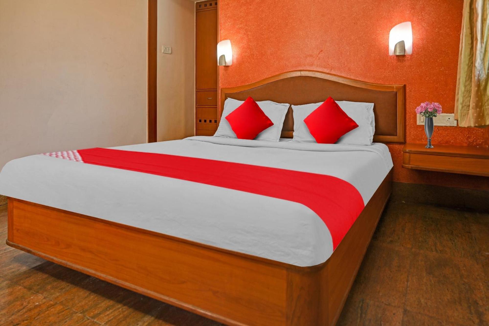 Flagship Bella Vagues Hotels Chennai Exterior photo