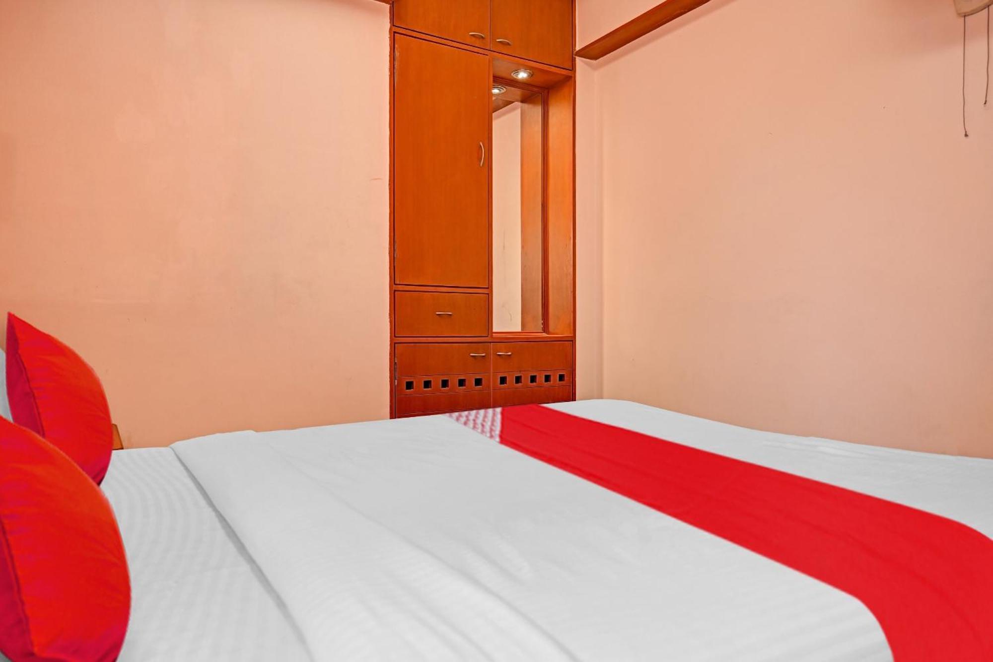 Flagship Bella Vagues Hotels Chennai Exterior photo